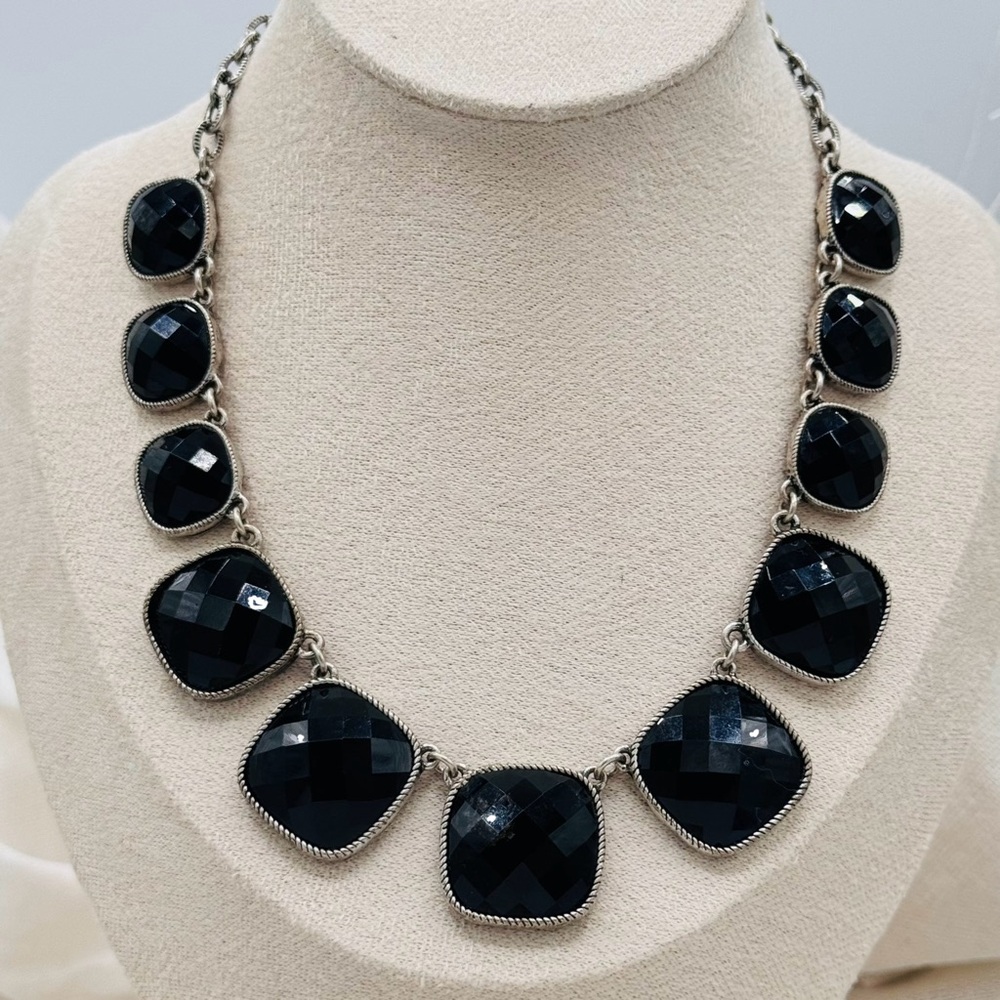 Premier Designs.Black Gems.